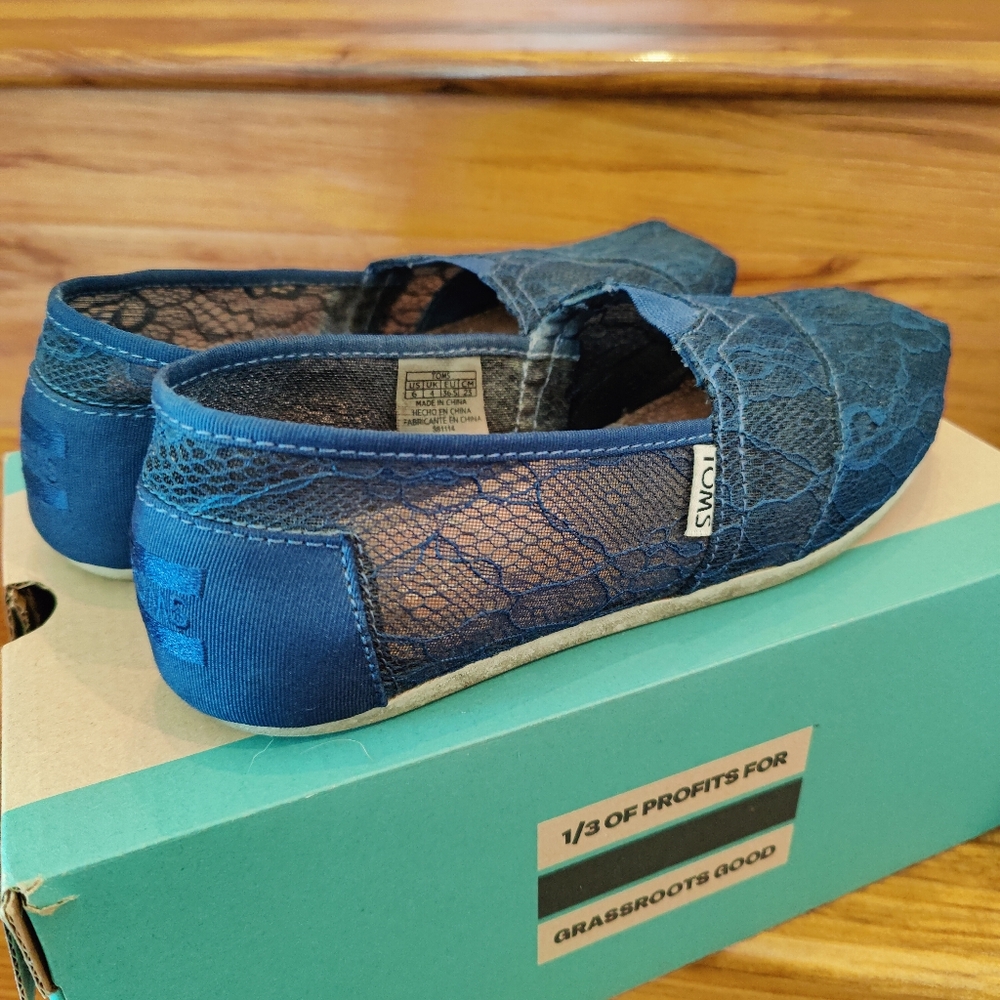 Toms Royal Blue Lace Flats Shoes